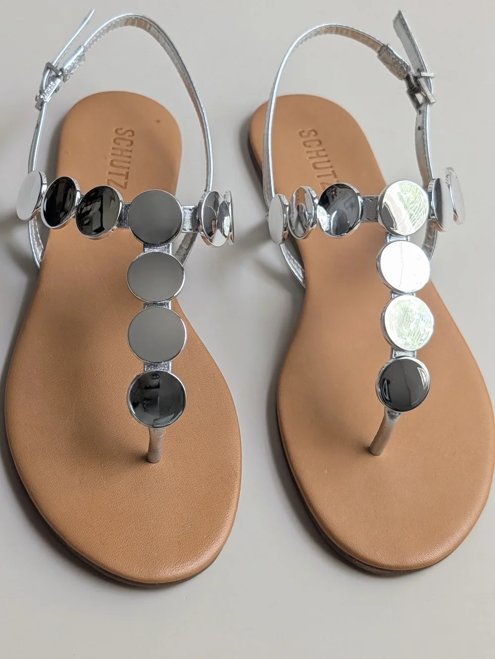 SCHUTZ Acacia T-Strap Silver Metallic Disc Sandals Size 8 NWT
